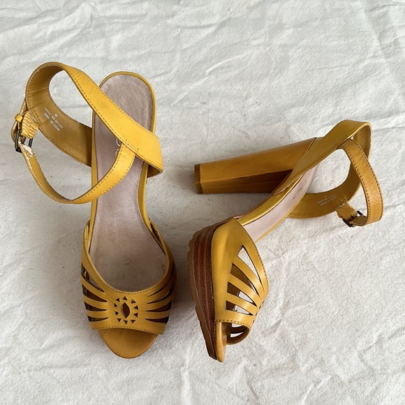 Aldo Yellow Platform Heels Sz 7 - Picture 2 of 8